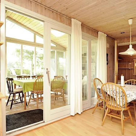 Three-bedroom Holiday In Borkop 13