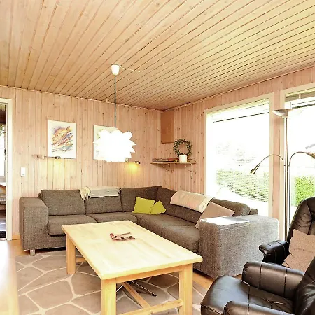 Holiday home Three-bedroom Holiday In Borkop 13