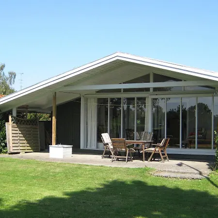 Three-bedroom Holiday In Borkop 13